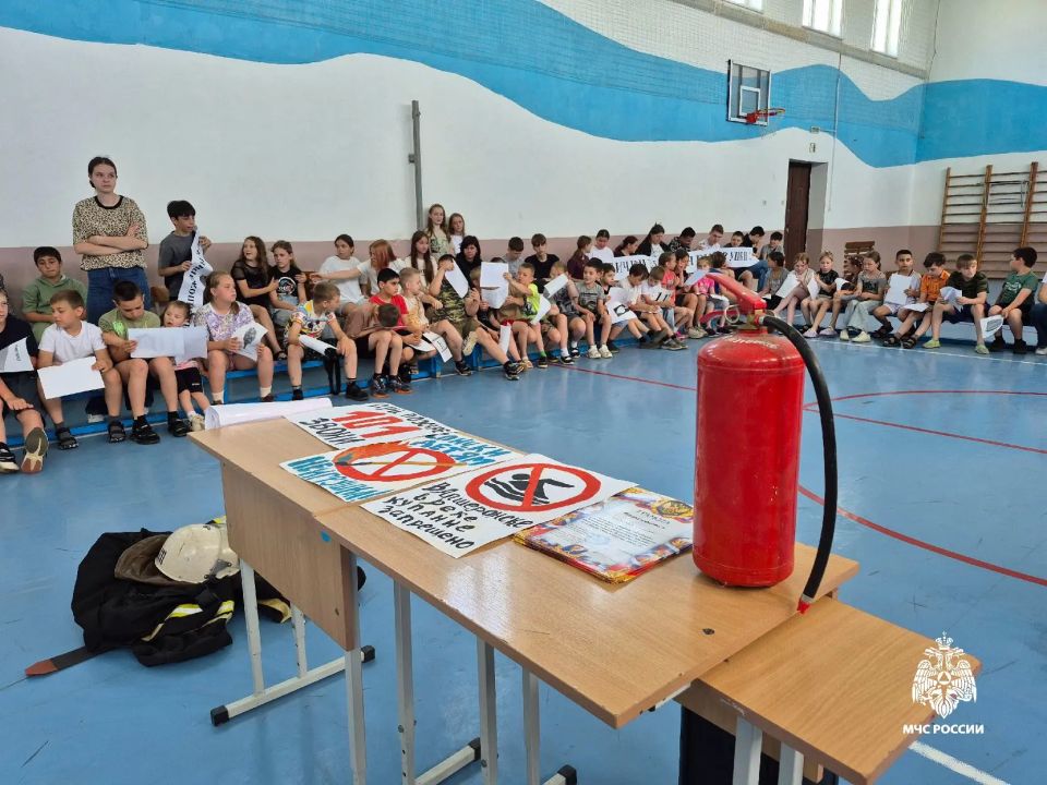 В Апшеронском районе для детей проводятся открытые уроки «Мои безопасные каникулы» В Апшеронском районе для детей проводятся открытые уроки «Мои безопасные каникулы»