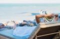 Здоровый совет. Как отличить тепловой удар от пищевого отравления на море? Для теплового удара более характерны сильная слабость, головная боль, головокружение, покраснение кожи и температура выше 39 градусов