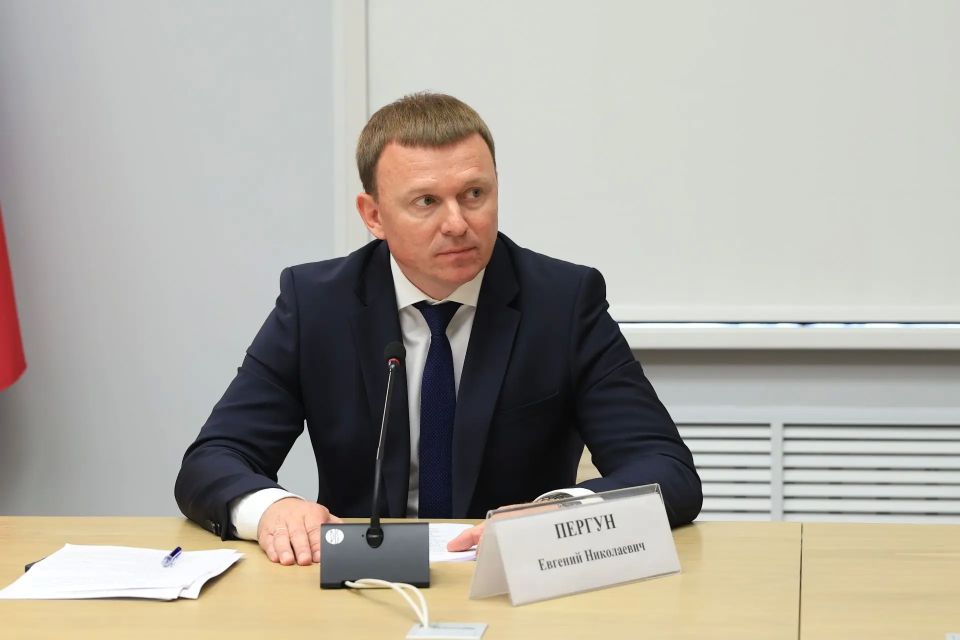 Вениамин Кондратьев: Качество транспортной сети края определяют как крупные магистрали, так и дороги внутри населенных пунктов Вениамин Кондратьев: Качество транспортной сети края определяют как крупные магистрали, так и дороги внутри населенных пунктов