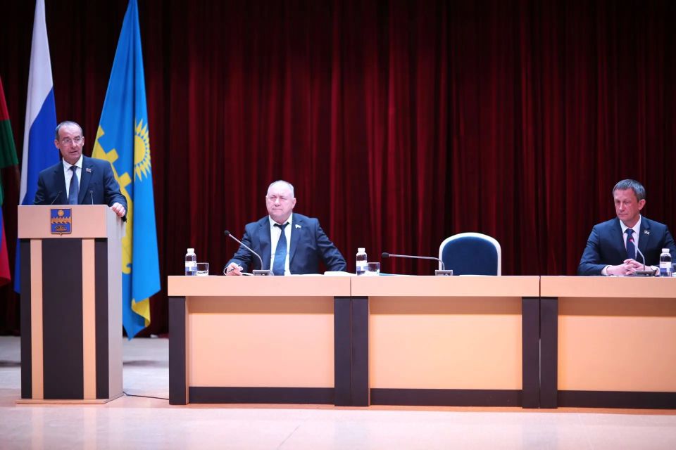 Председатель ЗСК провел рабочую встречу с активом Анапы Председатель ЗСК провел рабочую встречу с активом Анапы