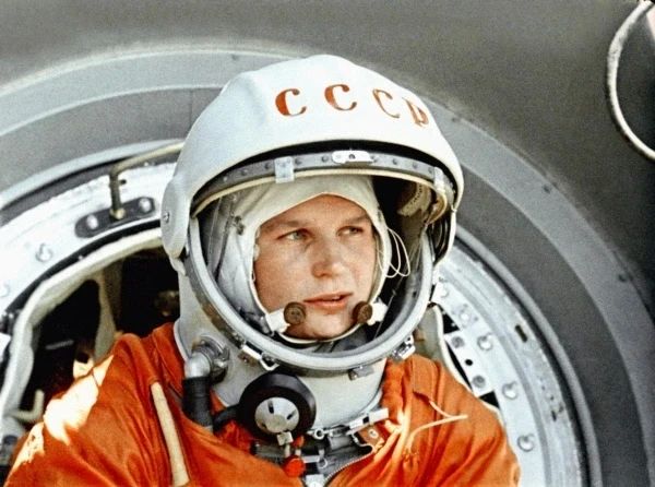 63 года назад, 16 июня 1963 года, Валентина Терешкова стала первой женщиной в истории, отправившейся в космос 63 года назад, 16 июня 1963 года, Валентина Терешкова стала первой женщиной в истории, отправившейся в космос