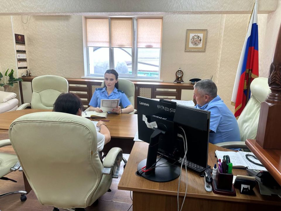 Прокуратурой Прикубанского административного округа г. Краснодара в ОСП по Прикубанскому округу ГУ ФССП России по краю проведен тематический прием граждан по вопросам соблюдения законодательства об исполнительном производстве