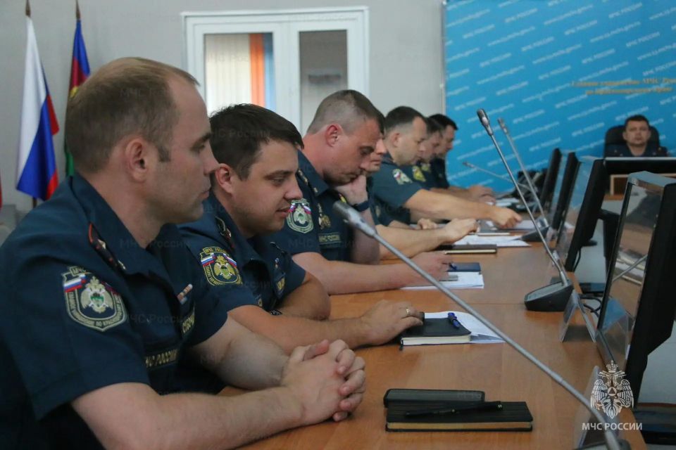 Алексей Клушин принял участие в заседании Совета руководителей терорганов МЧС России в ЮФО Алексей Клушин принял участие в заседании Совета руководителей терорганов МЧС России в ЮФО