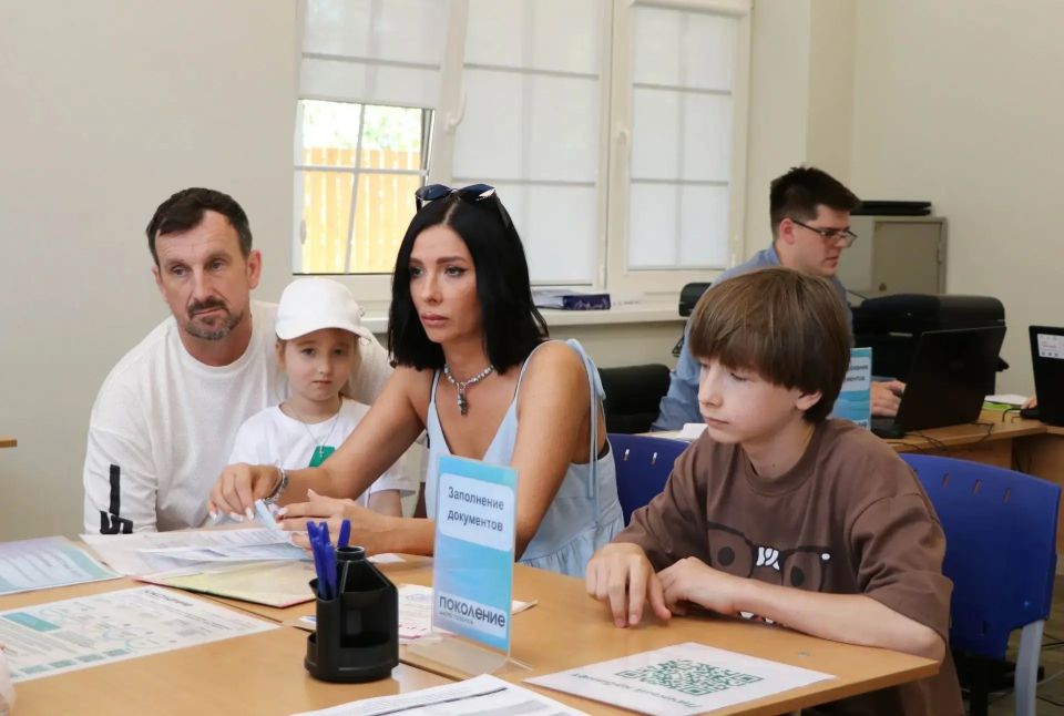 Успейте подать документы в школу для талантливых детей «Поколение»! Успейте подать документы в школу для талантливых детей «Поколение»!