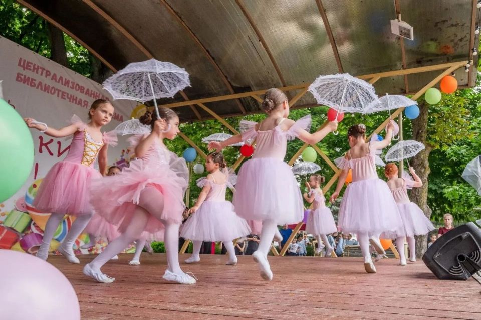 Фестиваль «Самый сладкий день в году» стартовал в Армавире Фестиваль «Самый сладкий день в году» стартовал в Армавире