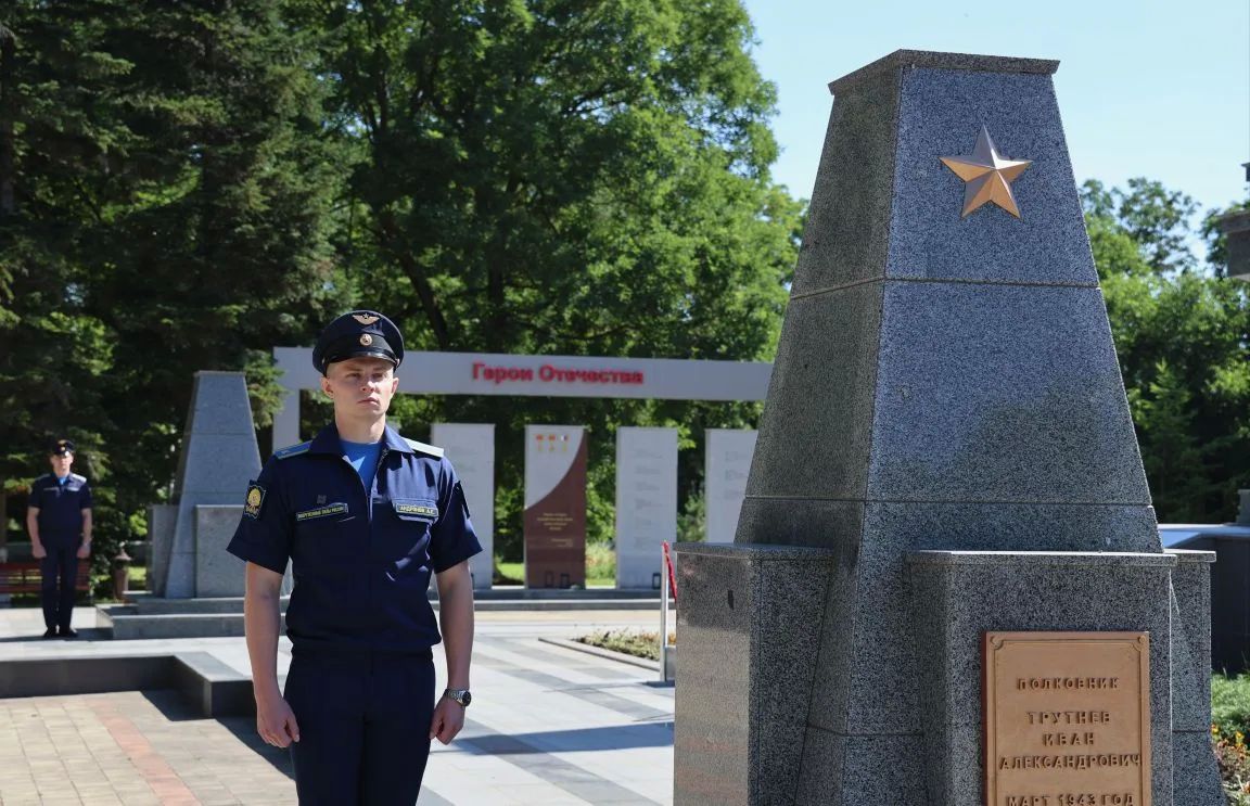 В АРМАВИРЕ ПОЧТИЛИ ПАМЯТЬ ПАВШИХ В ВЕЛИКОЙ ОТЕЧЕСТВЕННОЙ ВОЙНЕ В АРМАВИРЕ ПОЧТИЛИ ПАМЯТЬ ПАВШИХ В ВЕЛИКОЙ ОТЕЧЕСТВЕННОЙ ВОЙНЕ