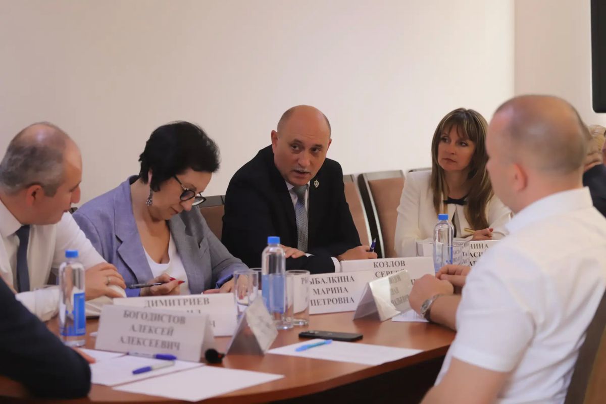 Алексей Богодистов: Усиливаем работу по освобождению дорог курорта от транспорта, припаркованного с нарушением Алексей Богодистов: Усиливаем работу по освобождению дорог курорта от транспорта, припаркованного с нарушением