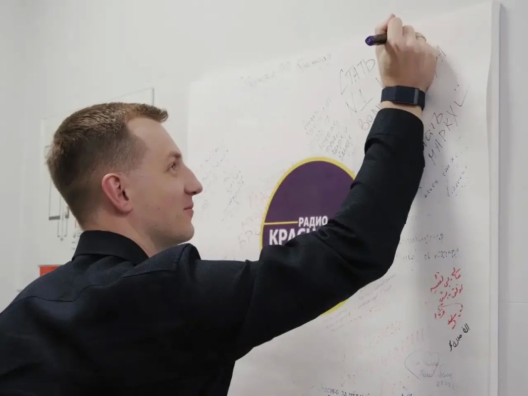 Раньше главным вопросом было: где найти информацию? Сегодня — как среди бесконечного инфошума найти смысл Раньше главным вопросом было: где найти информацию? Сегодня — как среди бесконечного инфошума найти смысл
