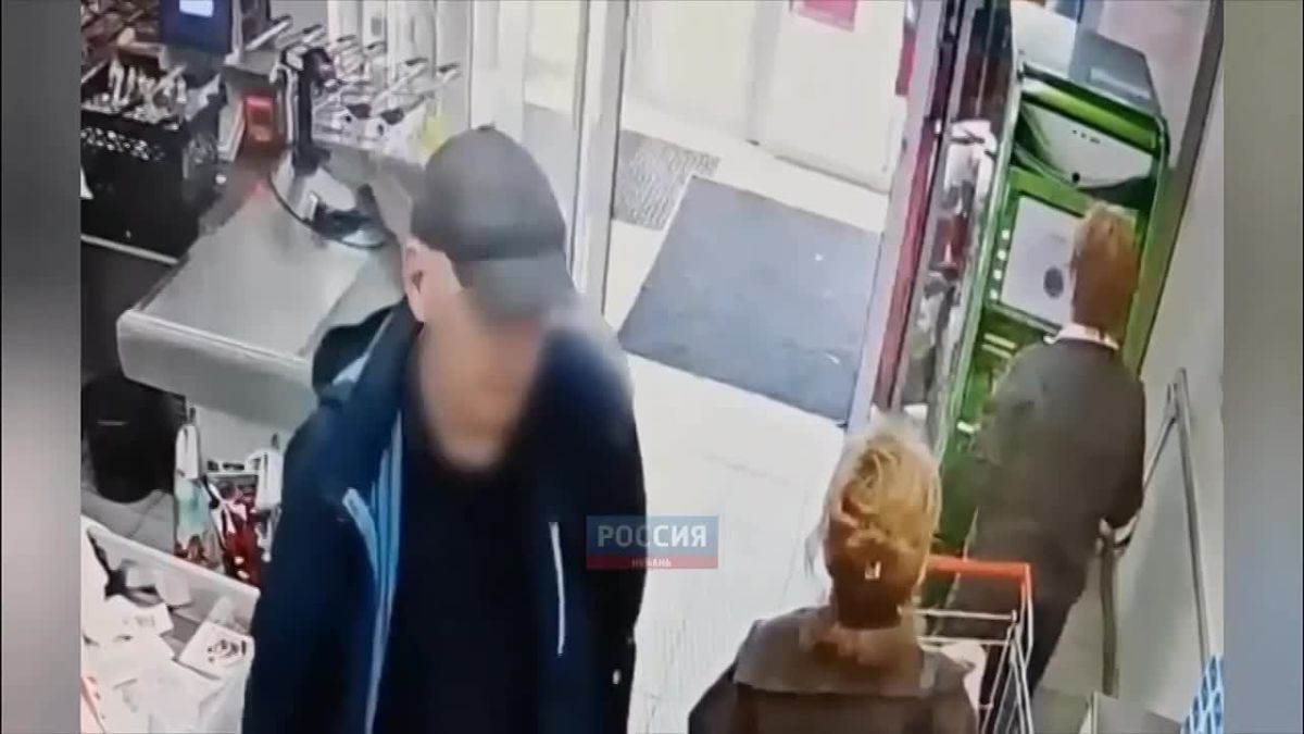 В Сочи задержали мужчину за антироссийские надписи на купюрах