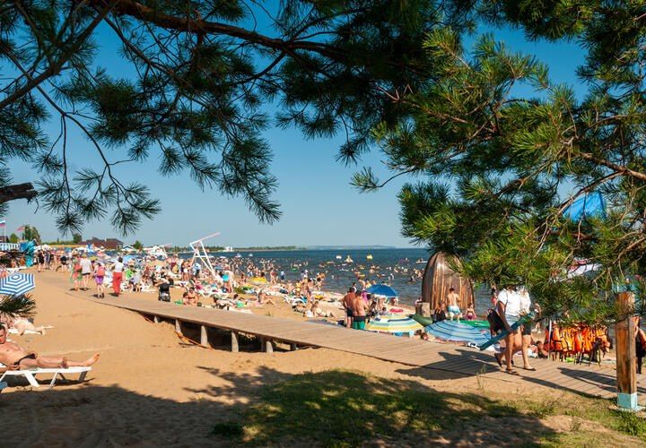 Лето в разгаре, и море на курортах Краснодарского края понемногу теплеет