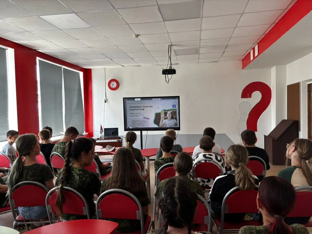 В пришкольных лагерях Краснодарского края продолжаются просветительские встречи для школьников, организованные региональным филиалом Российского общества «Знание» В пришкольных лагерях Краснодарского края продолжаются просветительские встречи для школьников, организованные региональным филиалом Российского общества «Знание»