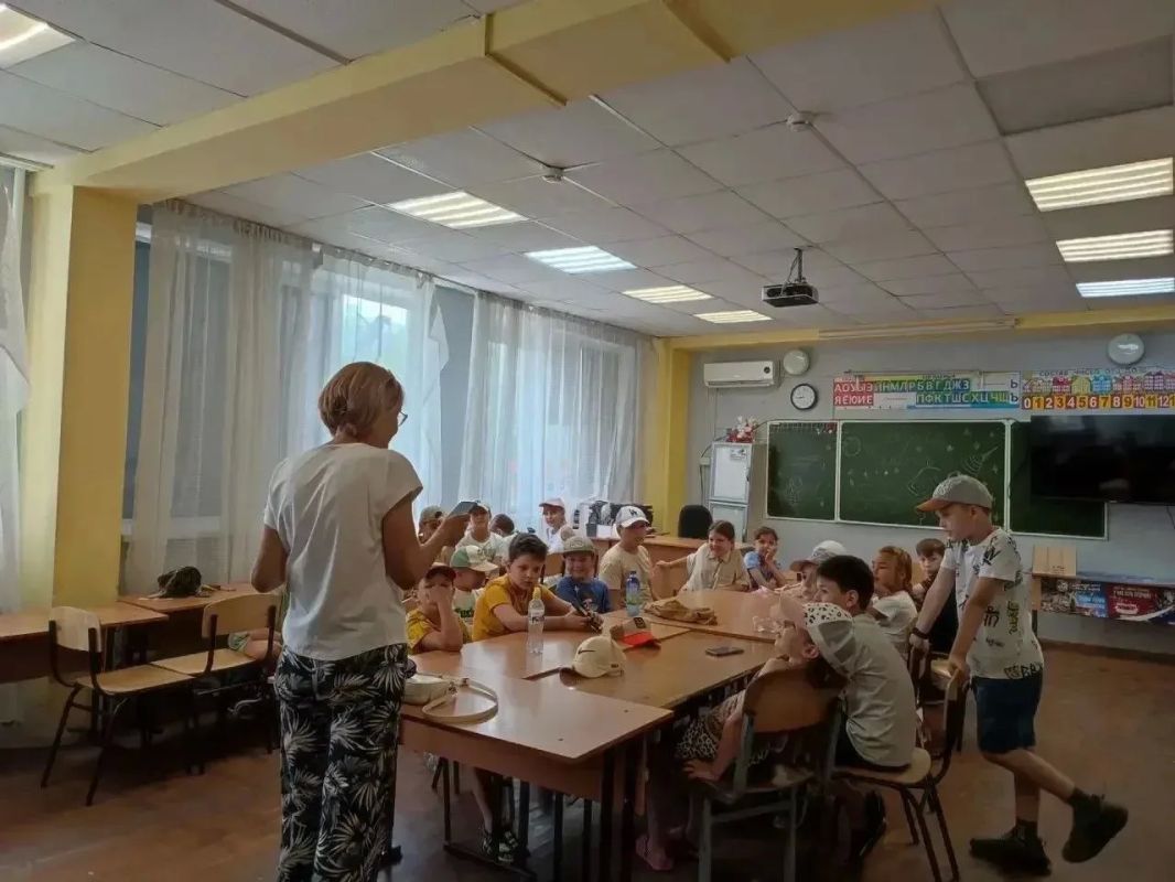 В образовательных учреждениях Анапы проходит вторая летняя детская смена В образовательных учреждениях Анапы проходит вторая летняя детская смена