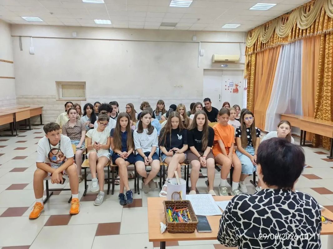В образовательных учреждениях Анапы проходит вторая летняя детская смена В образовательных учреждениях Анапы проходит вторая летняя детская смена