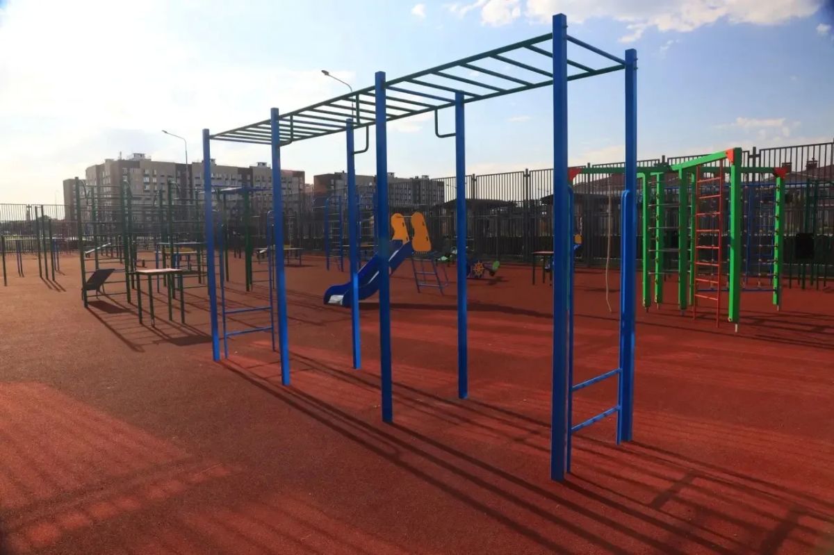 Новая школа в Берёзовом откроется 1 сентября для 1550 учеников Новая школа в Берёзовом откроется 1 сентября для 1550 учеников