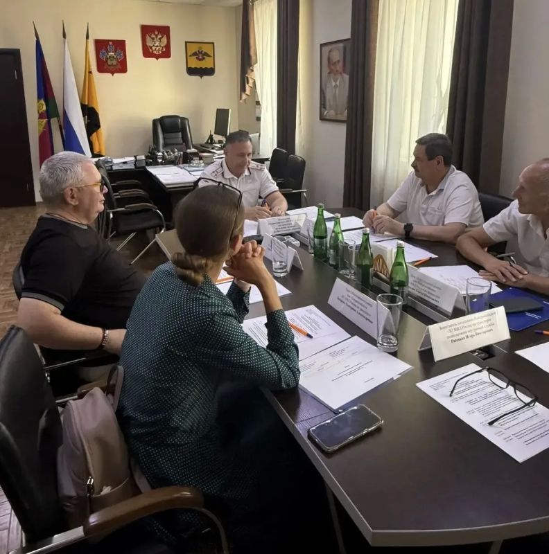 В Новороссийском ЛО МВД России на транспорте состоялось заседание Общественного совета нового состава В Новороссийском ЛО МВД России на транспорте состоялось заседание Общественного совета нового состава