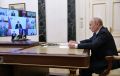 Президент Владимир Путин поручил оперативно разобраться с ситуацией с топливом в Крыму на совещании, посвященном работе топливного и транспортного комплекса