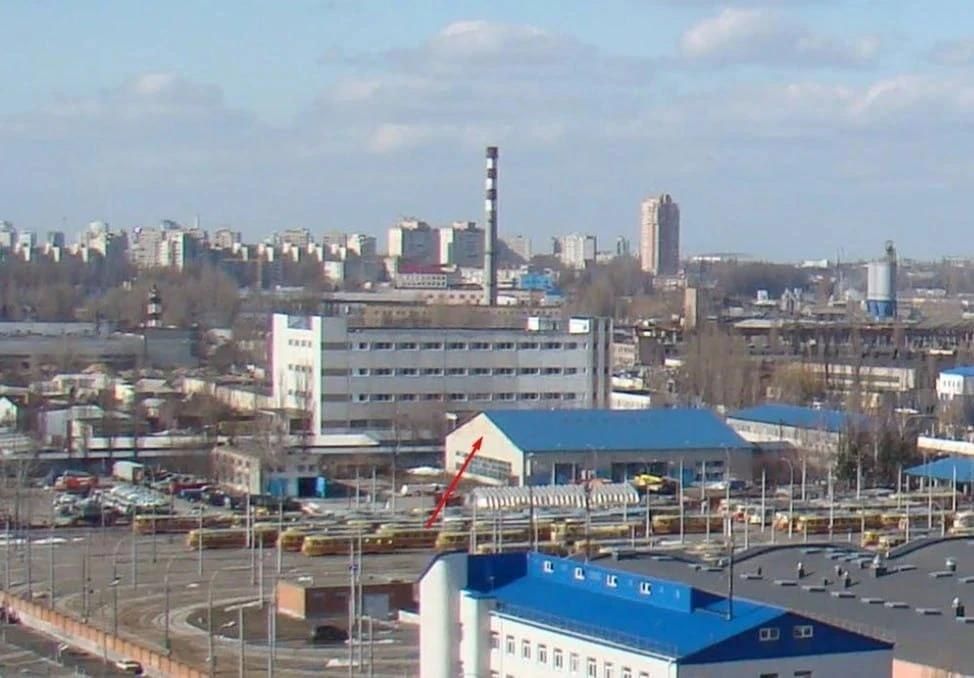 Удар оперативно-тактическим комплексом «Искандер» по складу ВСУ в Деснянском районе Киева попал в объективы украинских СМИ Удар оперативно-тактическим комплексом «Искандер» по складу ВСУ в Деснянском районе Киева попал в объективы украинских СМИ