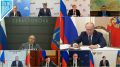 Президент России Владимир Путин провел совещание с членами правительства по теме работы топливного и транспортного комплекса в нынешней ситуации