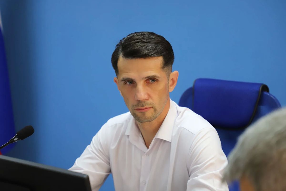 Министр спорта Кубани Новах Дмитрий Александрович провел рабочее совещание с руководителями подведомственных учреждений Министр спорта Кубани Новах Дмитрий Александрович провел рабочее совещание с руководителями подведомственных учреждений