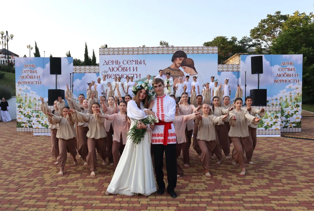 Праздник, объединивший семьи Праздник, объединивший семьи