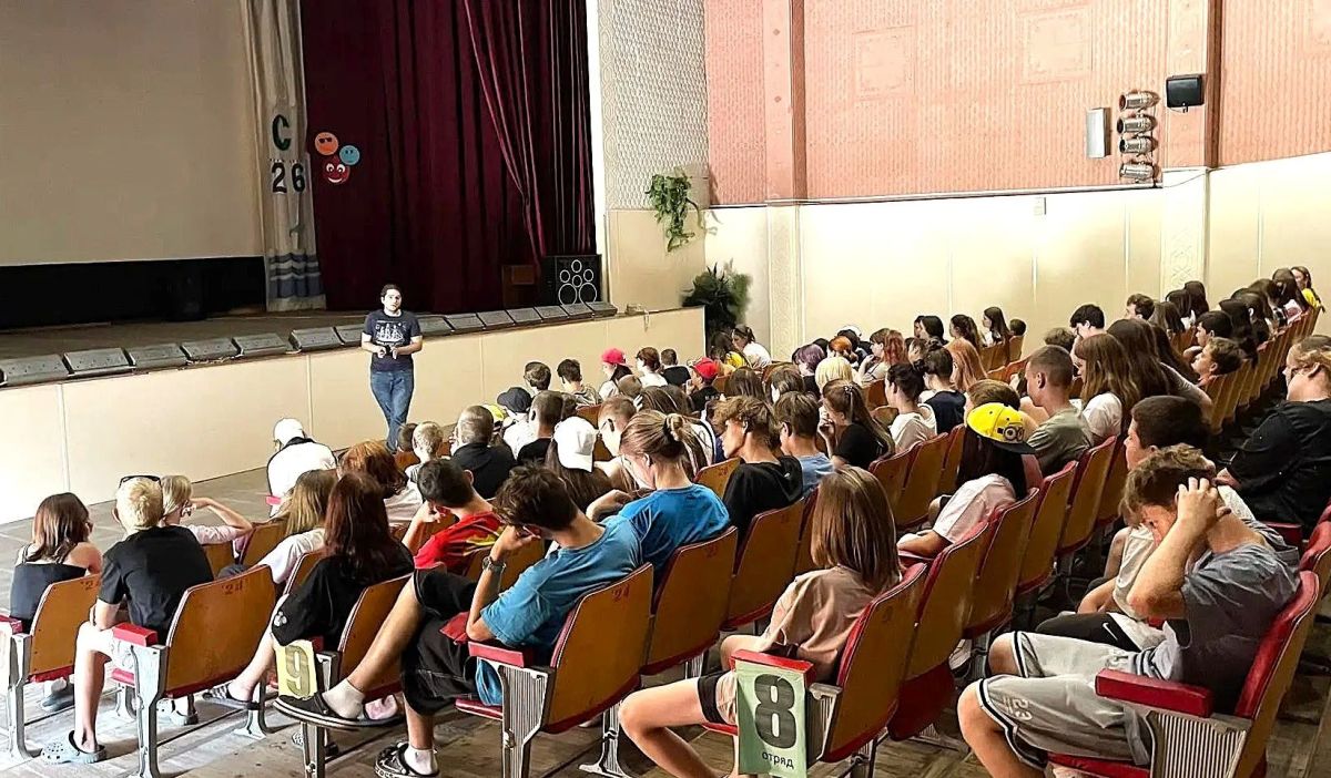 Тренинг на тему "Противодействие экстремизму в молодёжной среде" проведён на базе второго корпуса санатория "Ейск"