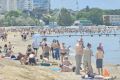 Что происходит на курортах Кубани 10 июля: море прогрелось до +28, туристов удивили цены и шаманка в аэропорту