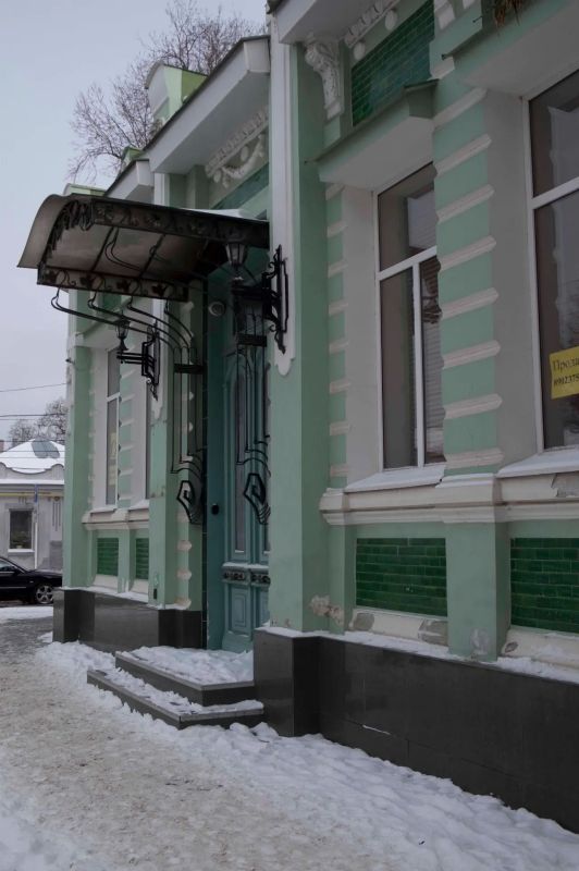 Ейск в деталях. Зелёные кабанчики Ейск в деталях. Зелёные кабанчики