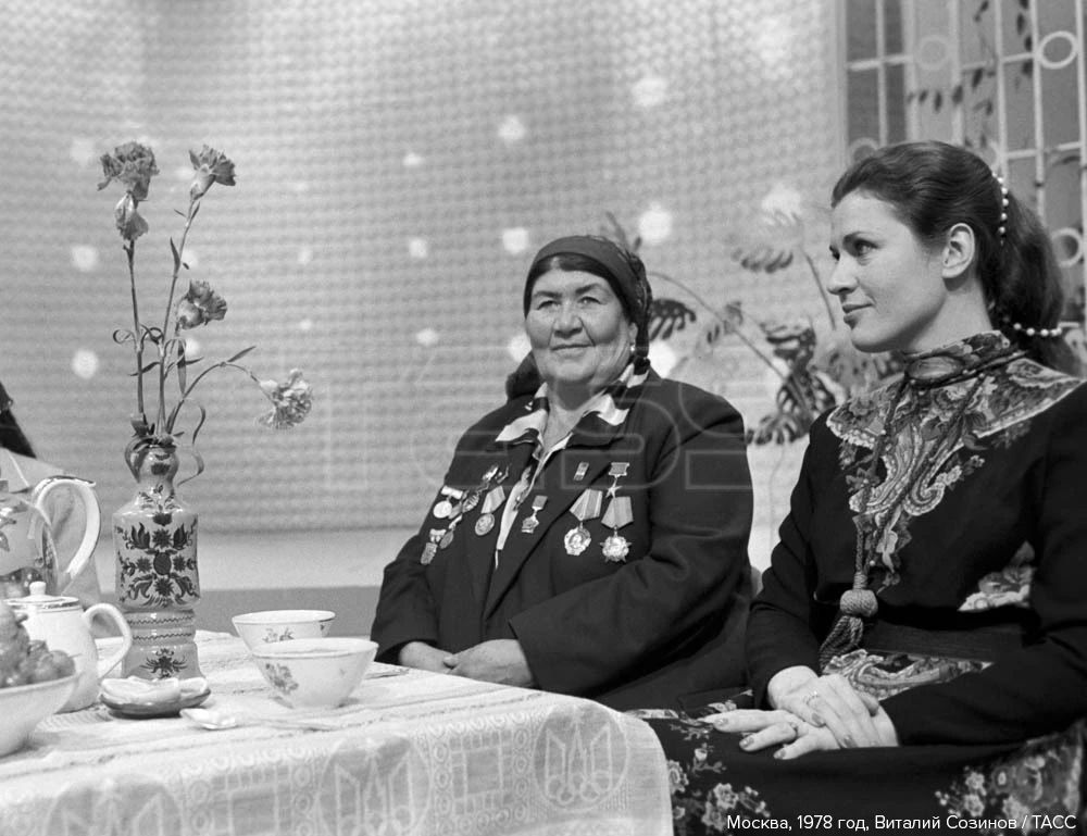 12 июля — 80 лет со дня рождения Валентины Толкуновой (1946 - 2010) 12 июля — 80 лет со дня рождения Валентины Толкуновой (1946 - 2010)