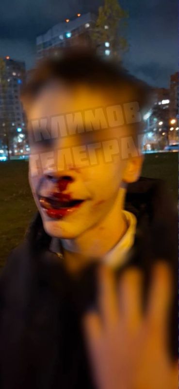 В Краснодаре толпа подростков (до 25 человек) жестоко избила 13-летнего школьника В Краснодаре толпа подростков (до 25 человек) жестоко избила 13-летнего школьника