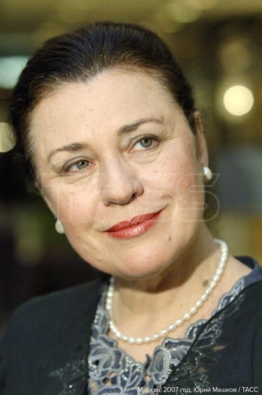 12 июля — 80 лет со дня рождения Валентины Толкуновой (1946 - 2010) 12 июля — 80 лет со дня рождения Валентины Толкуновой (1946 - 2010)