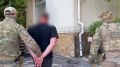 ФСБ показала кадры захвата мошенников, похитивших у военного три миллиона рублей выплат по контракту