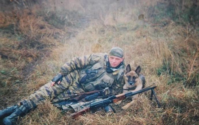 «Она спасла десятки человеческих жизней, благодаря Елге матери живыми встречали сыновей, жены - мужей, дети - отцов» «Она спасла десятки человеческих жизней, благодаря Елге матери живыми встречали сыновей, жены - мужей, дети - отцов»