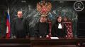 Била и морила голодом: жительницу Геленджика осудили за истязание приемных детей