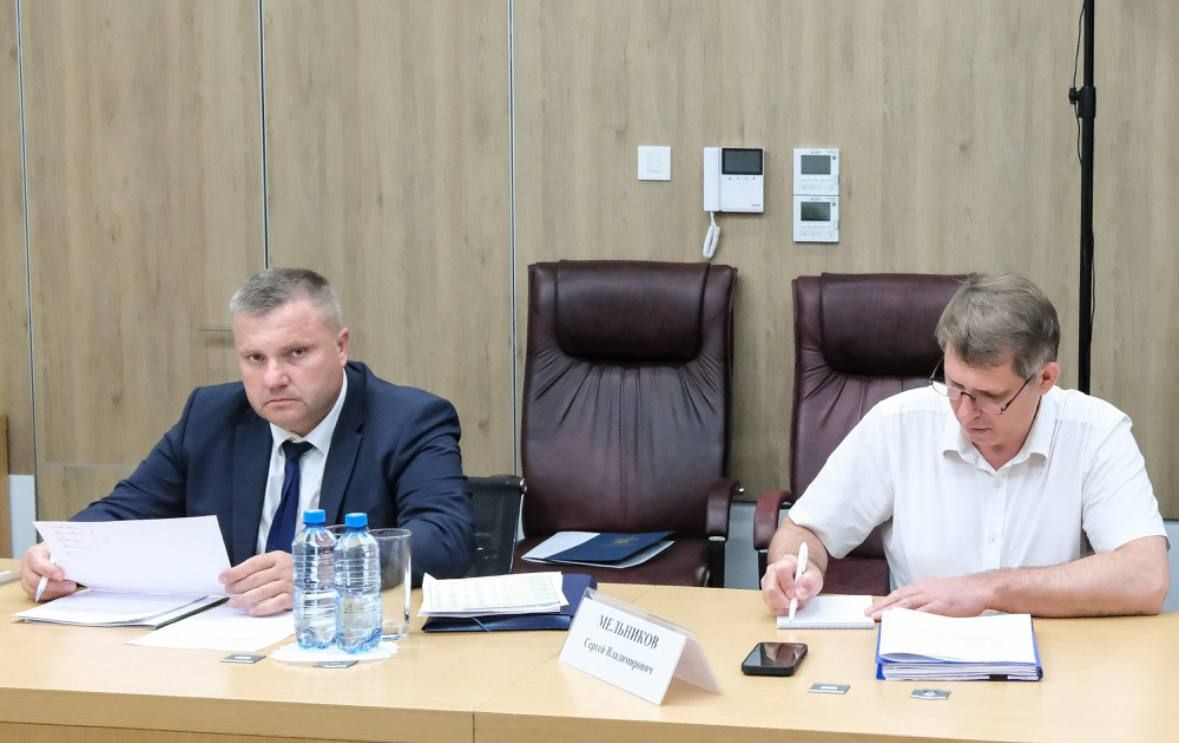 Вениамин Кондратьев обратился к Александру Новаку с просьбой увеличить ежемесячную квоту по поставкам топлива для сельхозпроизводителей Краснодарского края Вениамин Кондратьев обратился к Александру Новаку с просьбой увеличить ежемесячную квоту по поставкам топлива для сельхозпроизводителей Краснодарского края