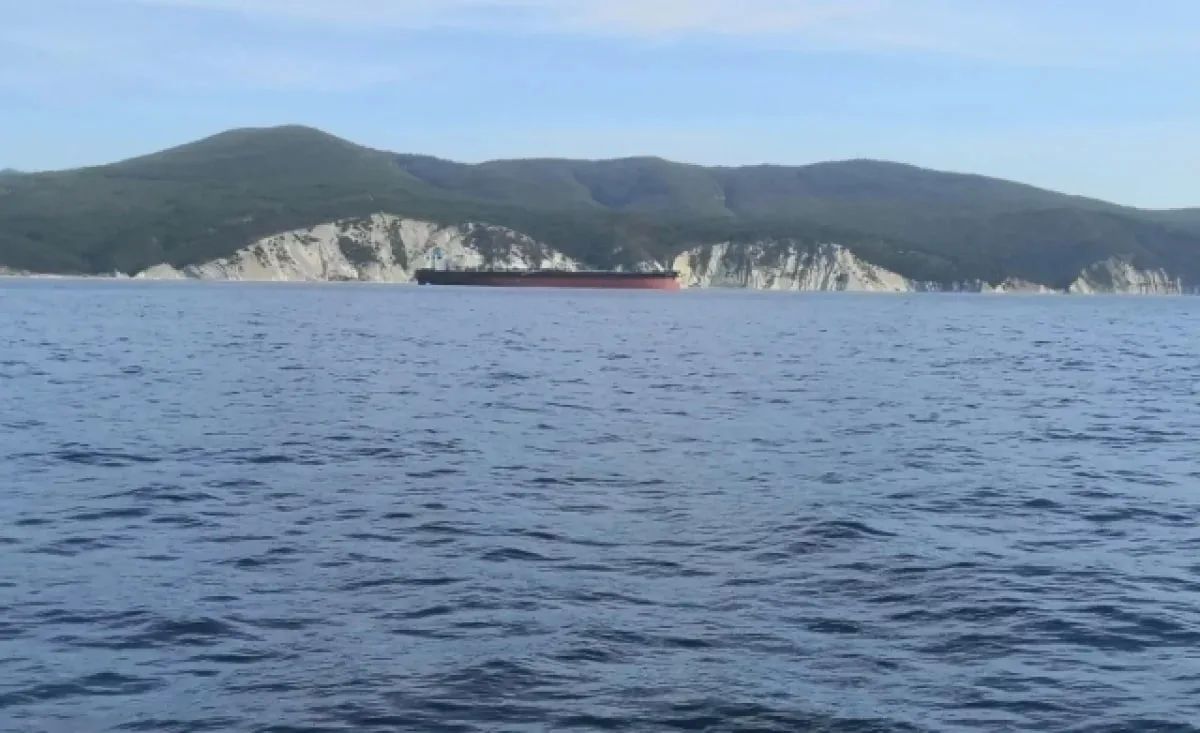 Еще один танкер подвергся атаке БПЛА на терминале КТК в Черном море