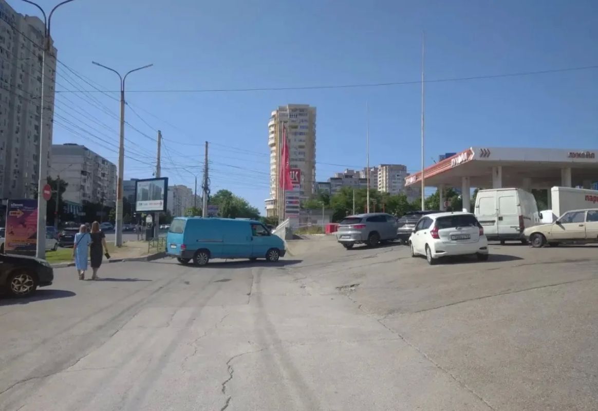 В Новороссийске с сегодняшнего дня прекращается выдача талонов на заправку автотранспорта В Новороссийске с сегодняшнего дня прекращается выдача талонов на заправку автотранспорта