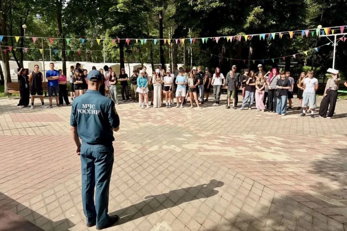 В «Топольке» продолжается смена «Лидеры перемен» В «Топольке» продолжается смена «Лидеры перемен»