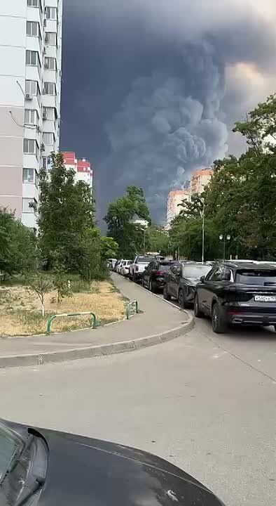 Очнулись, когда уже весь город не спал