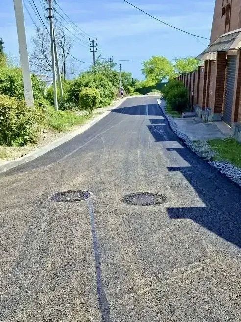 В Бетте отремонтировали улицу Школьную В Бетте отремонтировали улицу Школьную