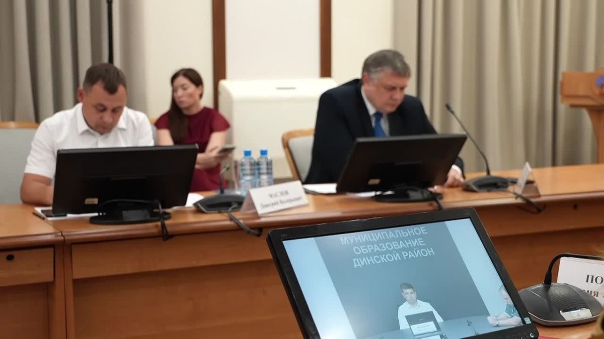 Вениамин Кондратьев: К сожалению, в больнице скончалась девушка, получившая ранения при атаке на складской комплекс в Краснодаре. Еще трое пострадавших остаются в медучреждениях города, шестерым оказана амбулаторная помощь