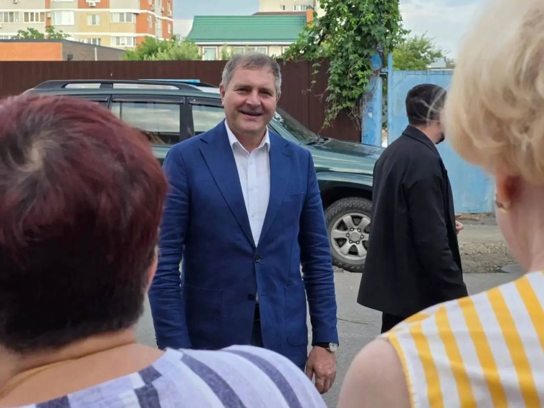 Депутаты обсудили вывоз мусора и ремонт тротуаров в Краснодаре Депутаты обсудили вывоз мусора и ремонт тротуаров в Краснодаре