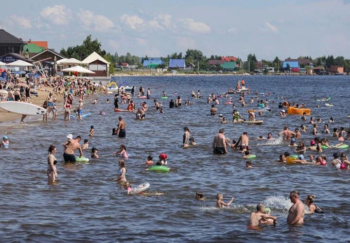 Как водичка?. По данным Живой Кубани, на побережье Краснодарского края температура воды в Черном море в последние дни почти не меняется