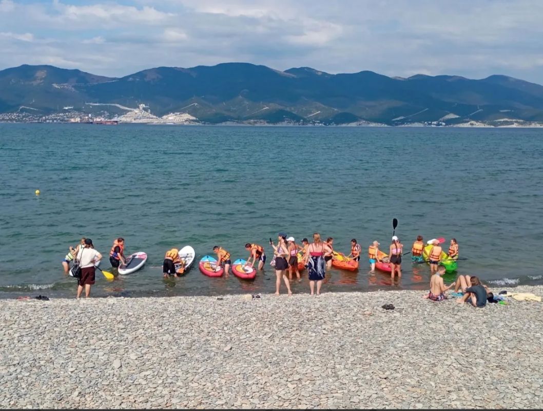 В Новороссийске при поддержке гранта губернатора Кубани стартовал проект «Морская дружба» В Новороссийске при поддержке гранта губернатора Кубани стартовал проект «Морская дружба»