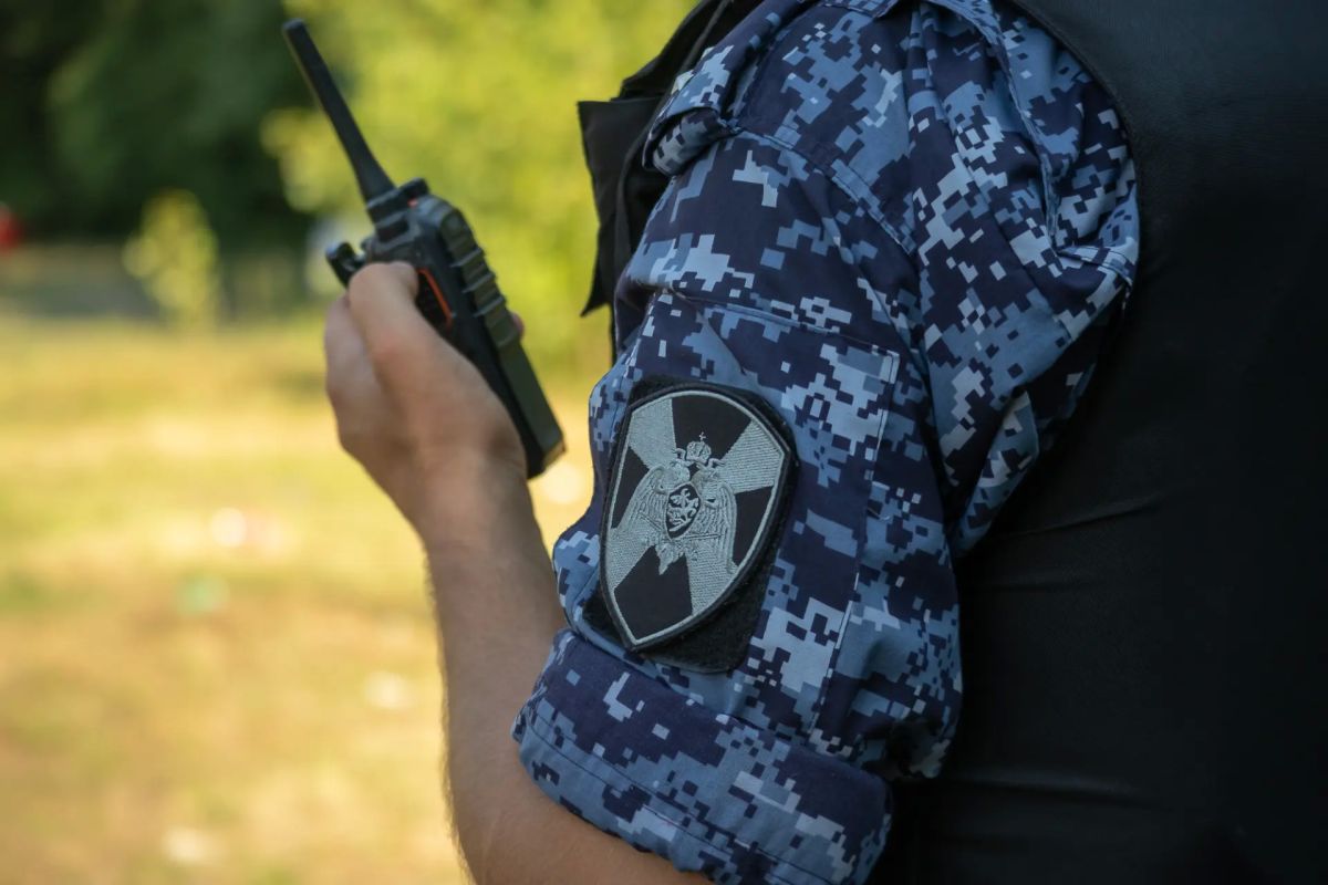 В Староминском районе сотрудники Росгвардии задержали мужчину, угрожавшего ножом женщинам