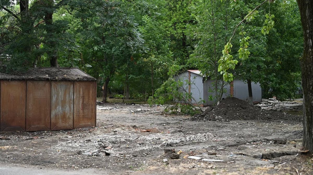 В Краснодаре на месте демонтированных гаражей благоустроят зелёные зоны В Краснодаре на месте демонтированных гаражей благоустроят зелёные зоны
