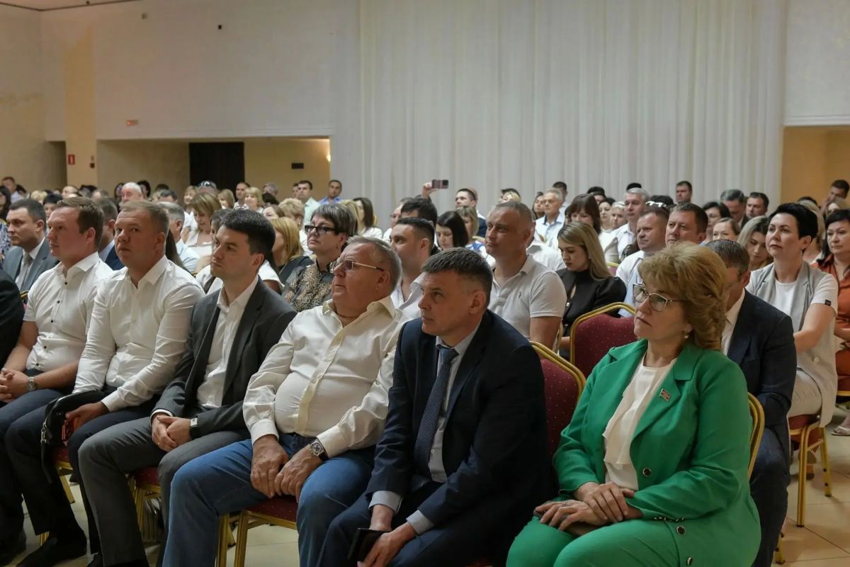 Сочи по итогам конкурса «Торговля России» занял первое место в Краснодарском крае Сочи по итогам конкурса «Торговля России» занял первое место в Краснодарском крае