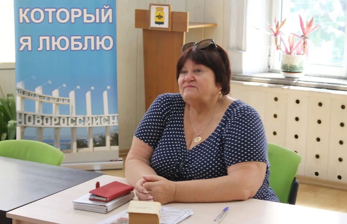 В новороссийской библиотеке провели творческую встречу, посвященную великому русскому поэту Михаилу Лермонтову В новороссийской библиотеке провели творческую встречу, посвященную великому русскому поэту Михаилу Лермонтову