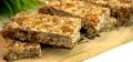 Овсянка на сковороде: вкусные и полезные батончики к чаю