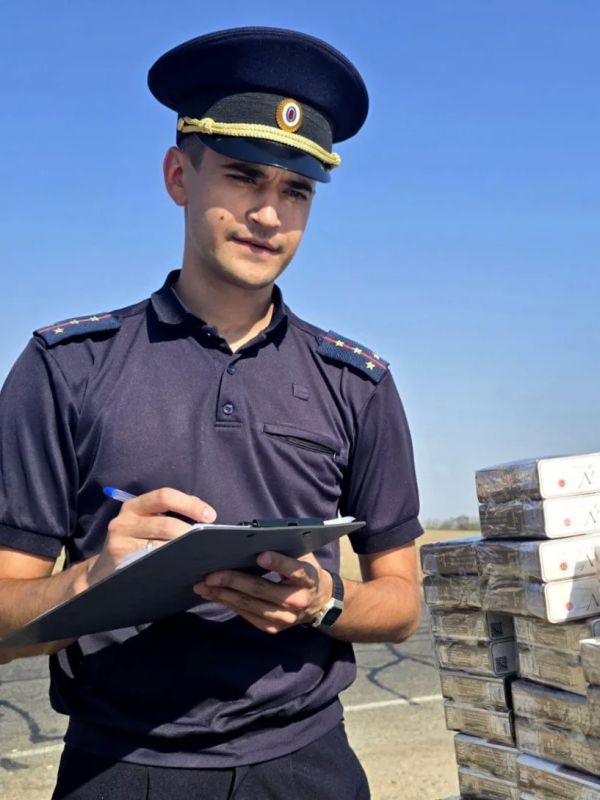 День Воздушно-десантных войск сегодня отмечают, в том числе и сотрудники полиции! День Воздушно-десантных войск сегодня отмечают, в том числе и сотрудники полиции!