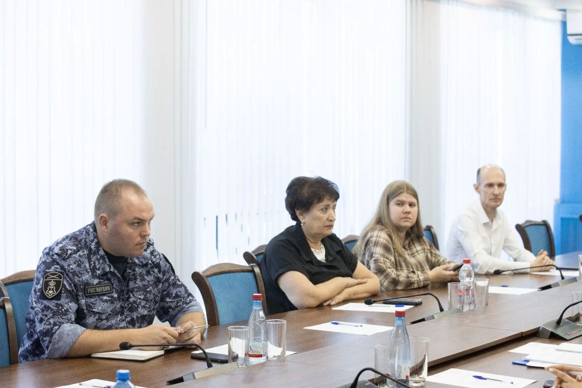 В Анапе подвели итоги 2-й оздоровительной летней смены для детей, проживающих на территории курорта В Анапе подвели итоги 2-й оздоровительной летней смены для детей, проживающих на территории курорта